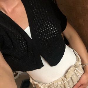 Short sleeve open knit cardigan